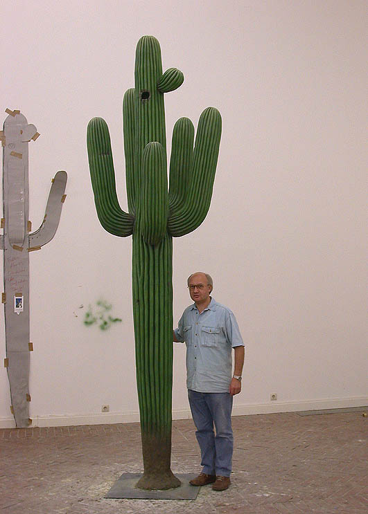 kaktus vase glas Quirky Cactus Hand-Blown Glass Vases main image 1