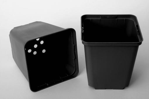 Pots size 9 square 
