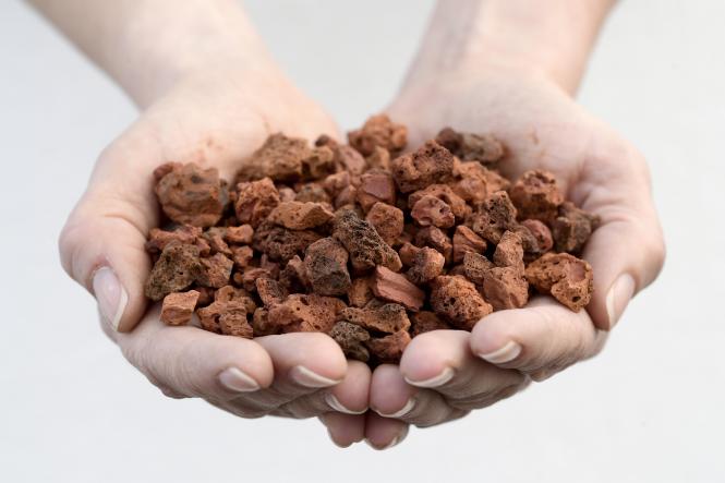 Lava red 5-8 mm - 2 l 